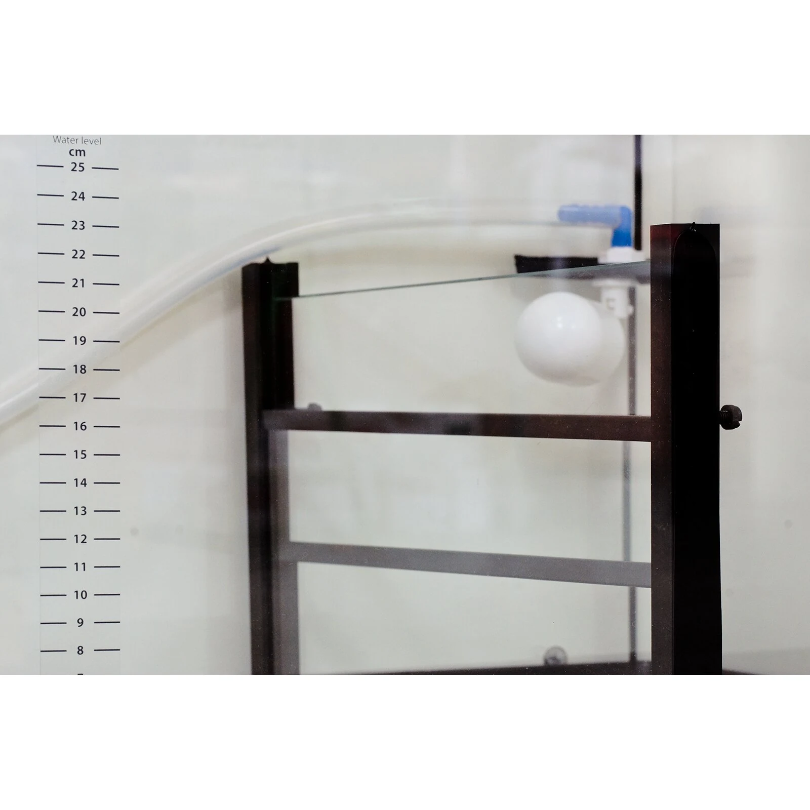Aqua Medic Armatus Lagoon 300 – Rahmenloses Korallenaquarium mit Unterschrankfiltersystem