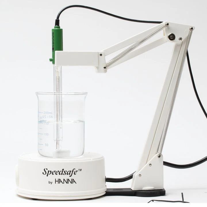 Hanna Instruments HI181I-2 – Mini Magnetrührer mit Elektrodenhalter elfenbein, 230V, 1 L