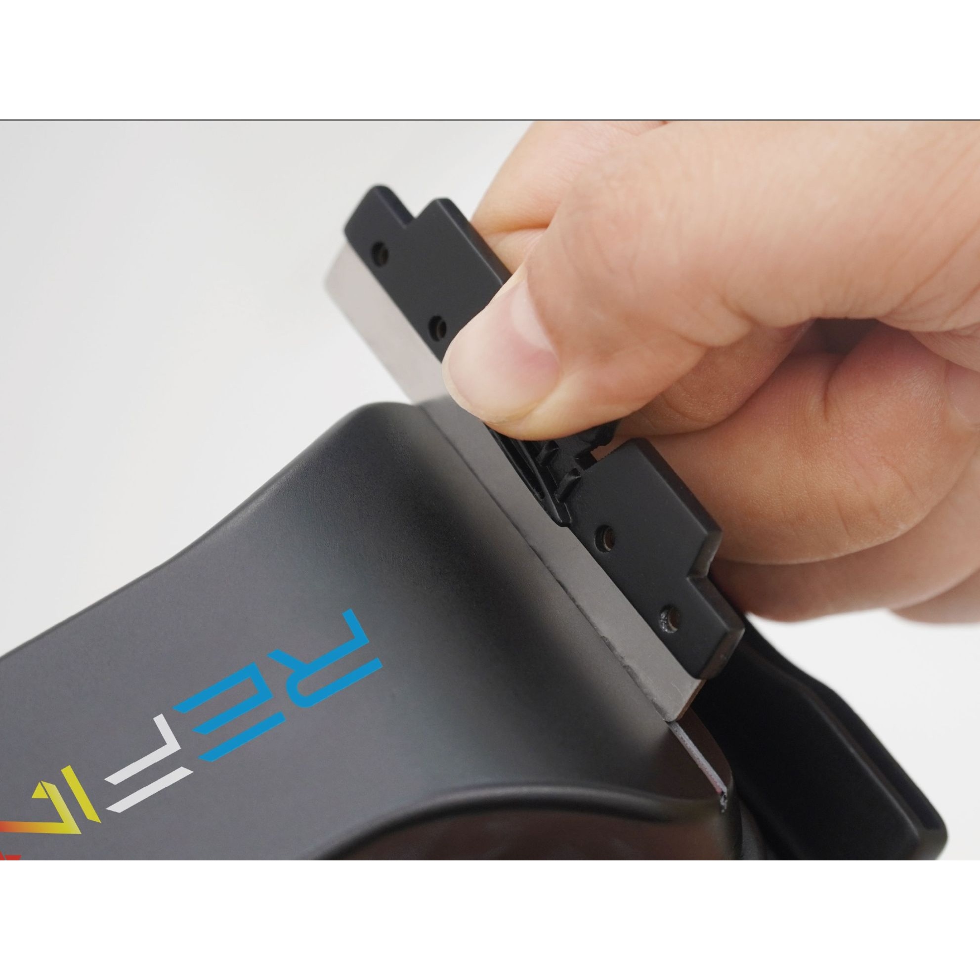 Foto Scheibenmagnet Maxspect Refine Klinge
